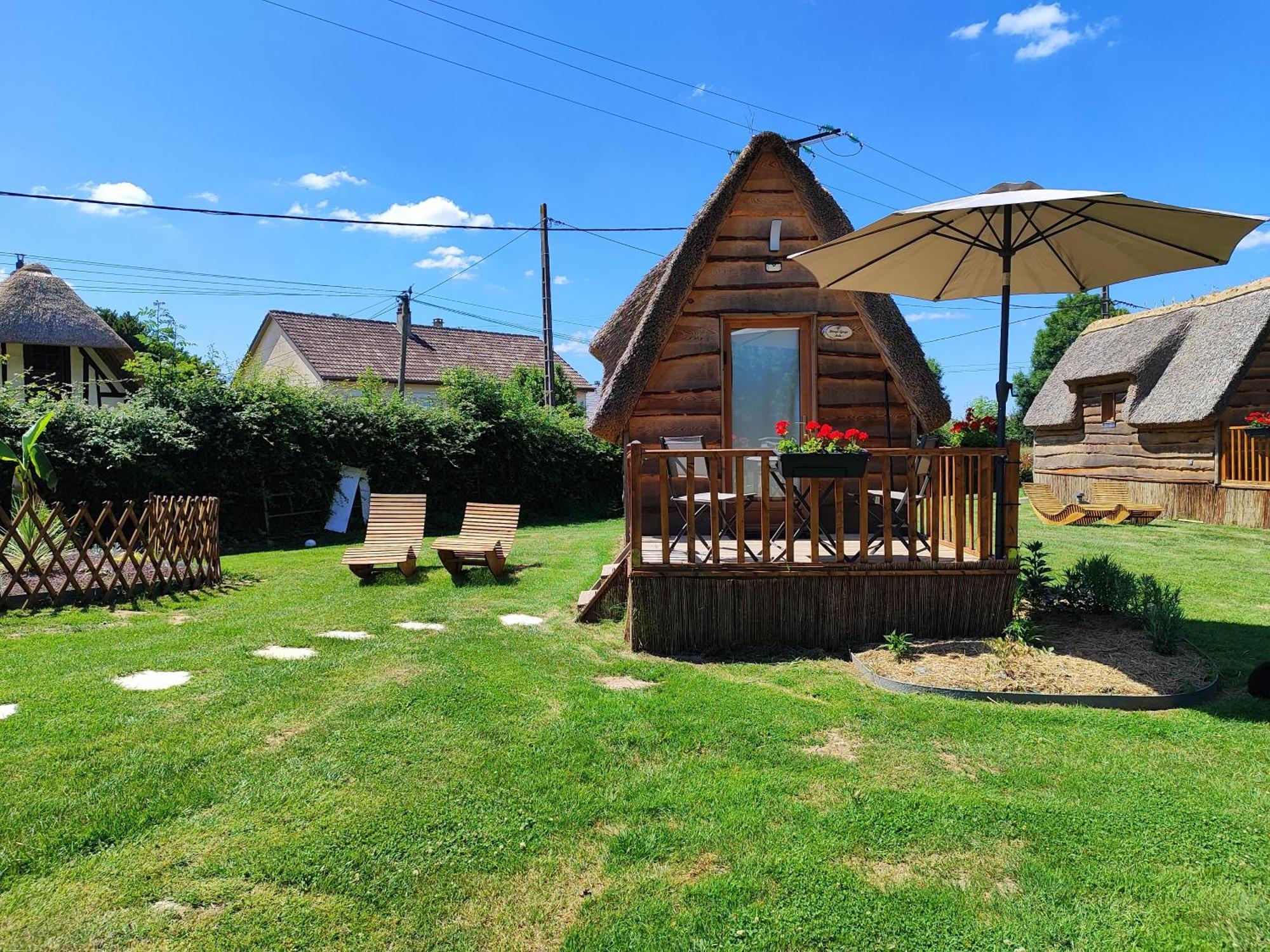 Les Mini-Chaumieres Villa Saint-Martin-Saint-Firmin Стая снимка