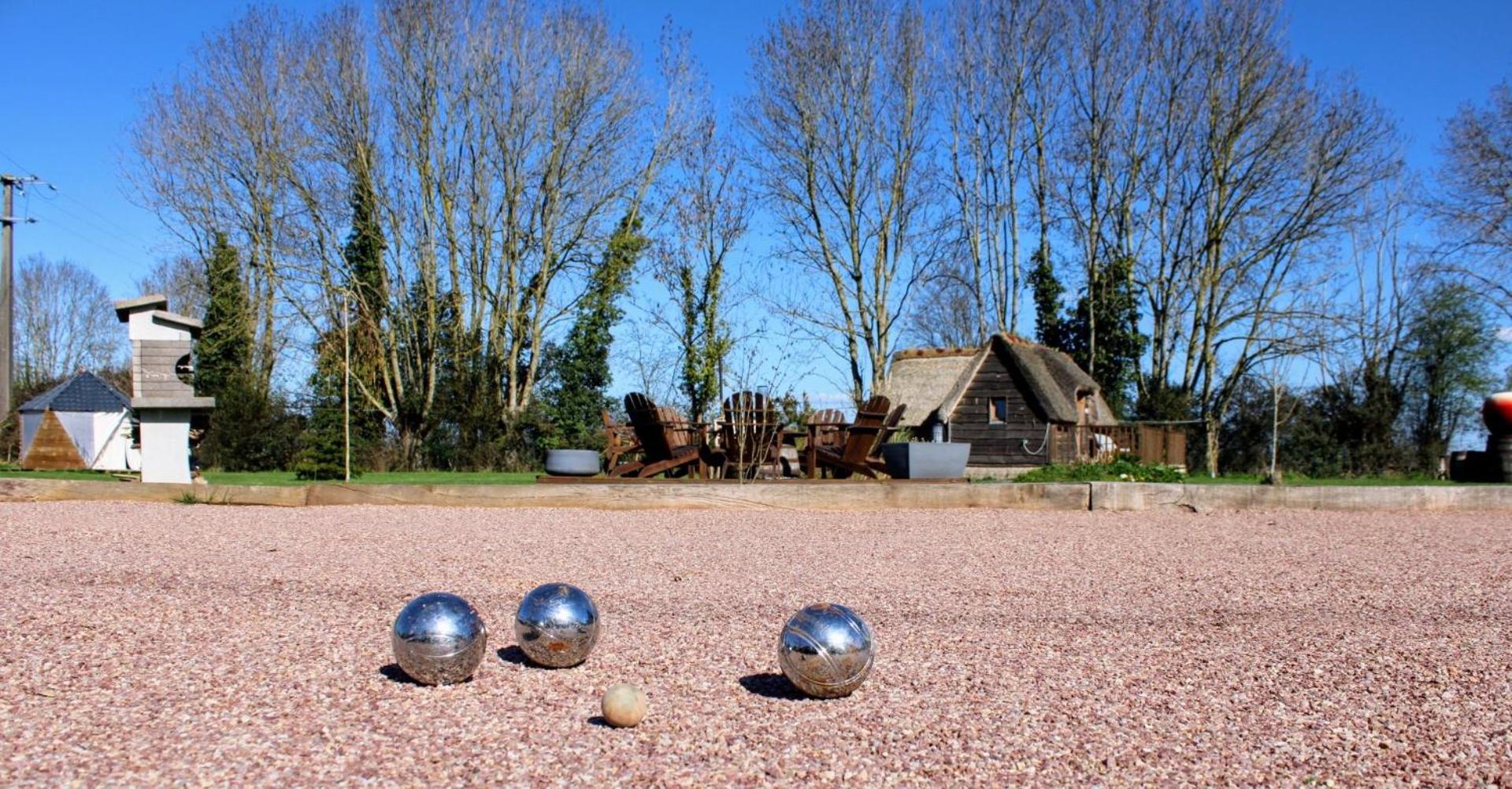 Les Mini-Chaumieres Villa Saint-Martin-Saint-Firmin Екстериор снимка